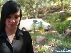 Goth lesbo pussylicking during queening