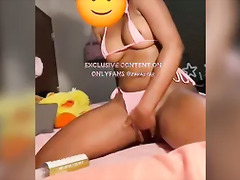 thick ebony teen cums and rides fingers (OF @zarastar)