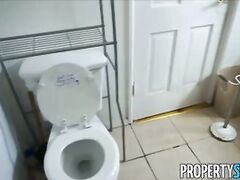 Property Sex - Real estate agent fucks buyer to get sale