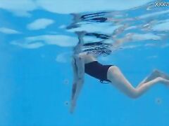 Mimi Cica gets horny underwater and naked